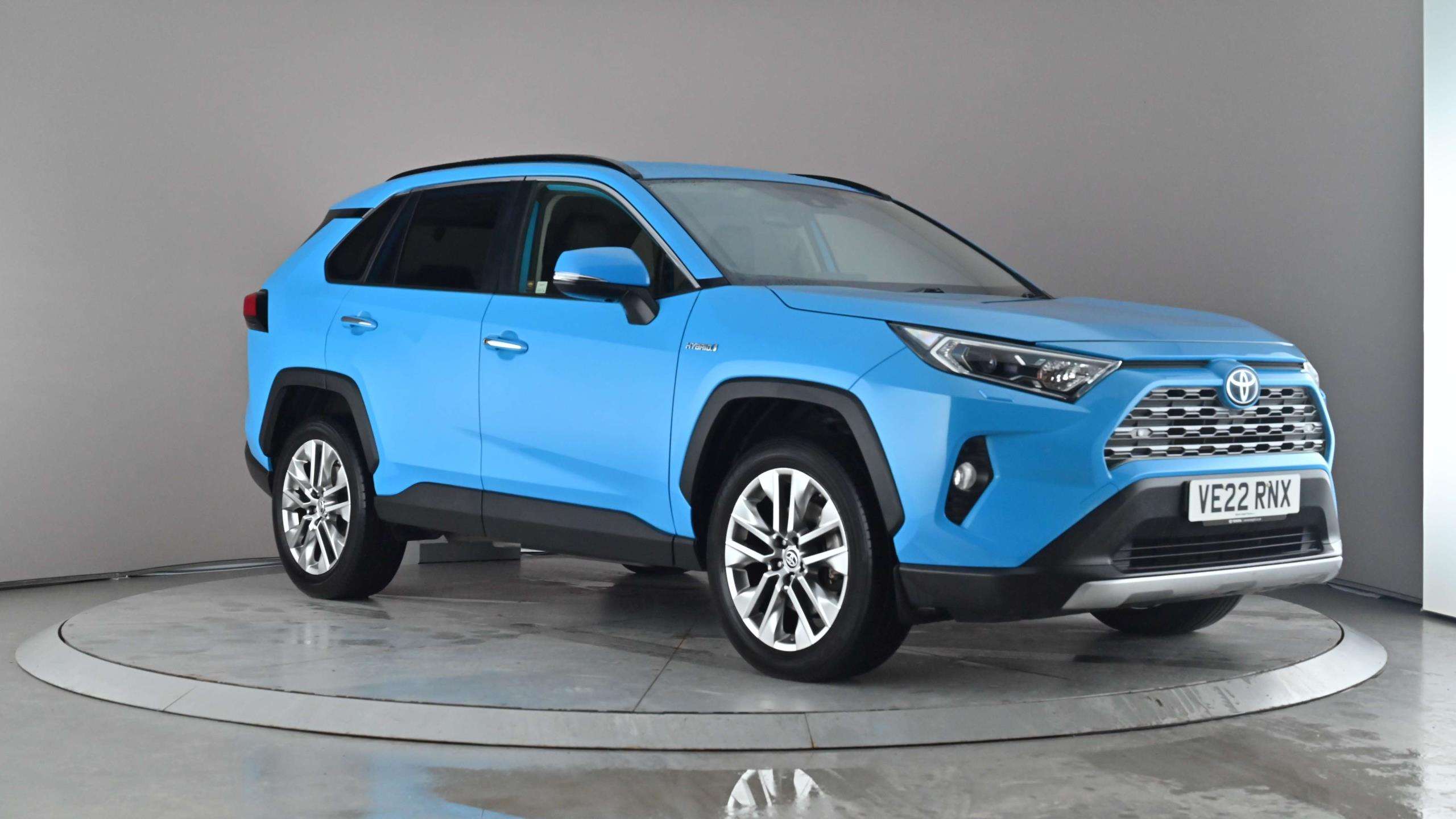 Main listing image - Toyota RAV4
