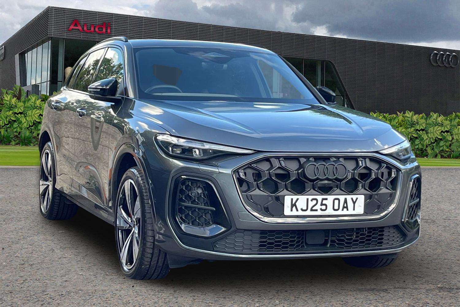 Main listing image - Audi Q5
