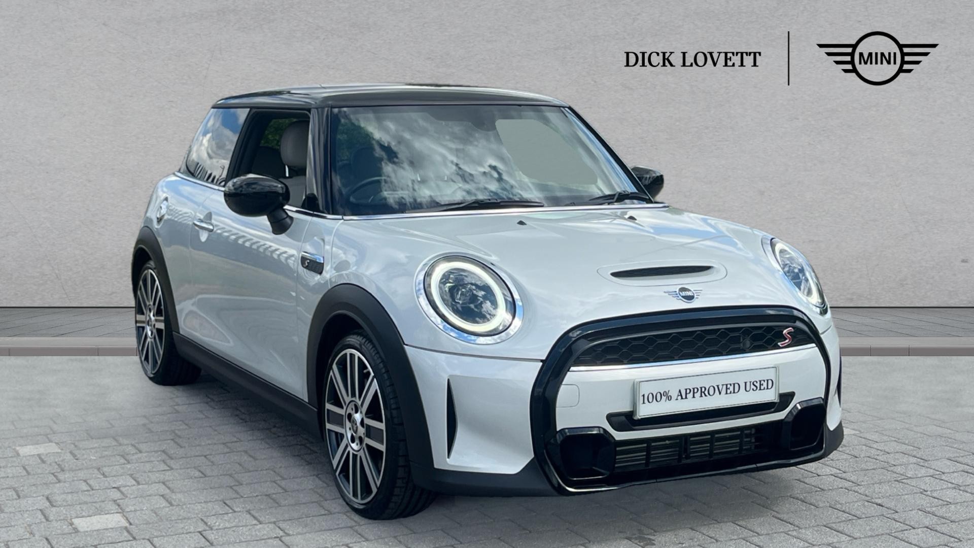 Main listing image - MINI Hatchback