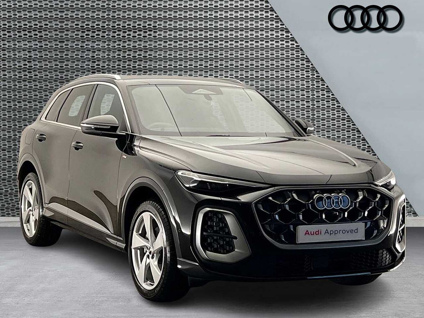 Main listing image - Audi Q5