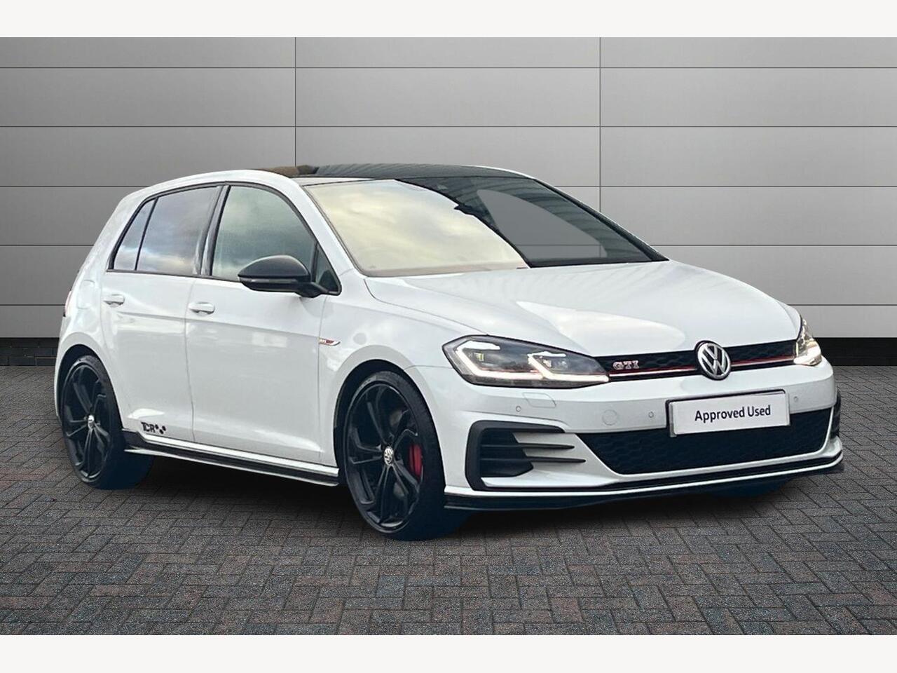 Main listing image - Volkswagen Golf GTI