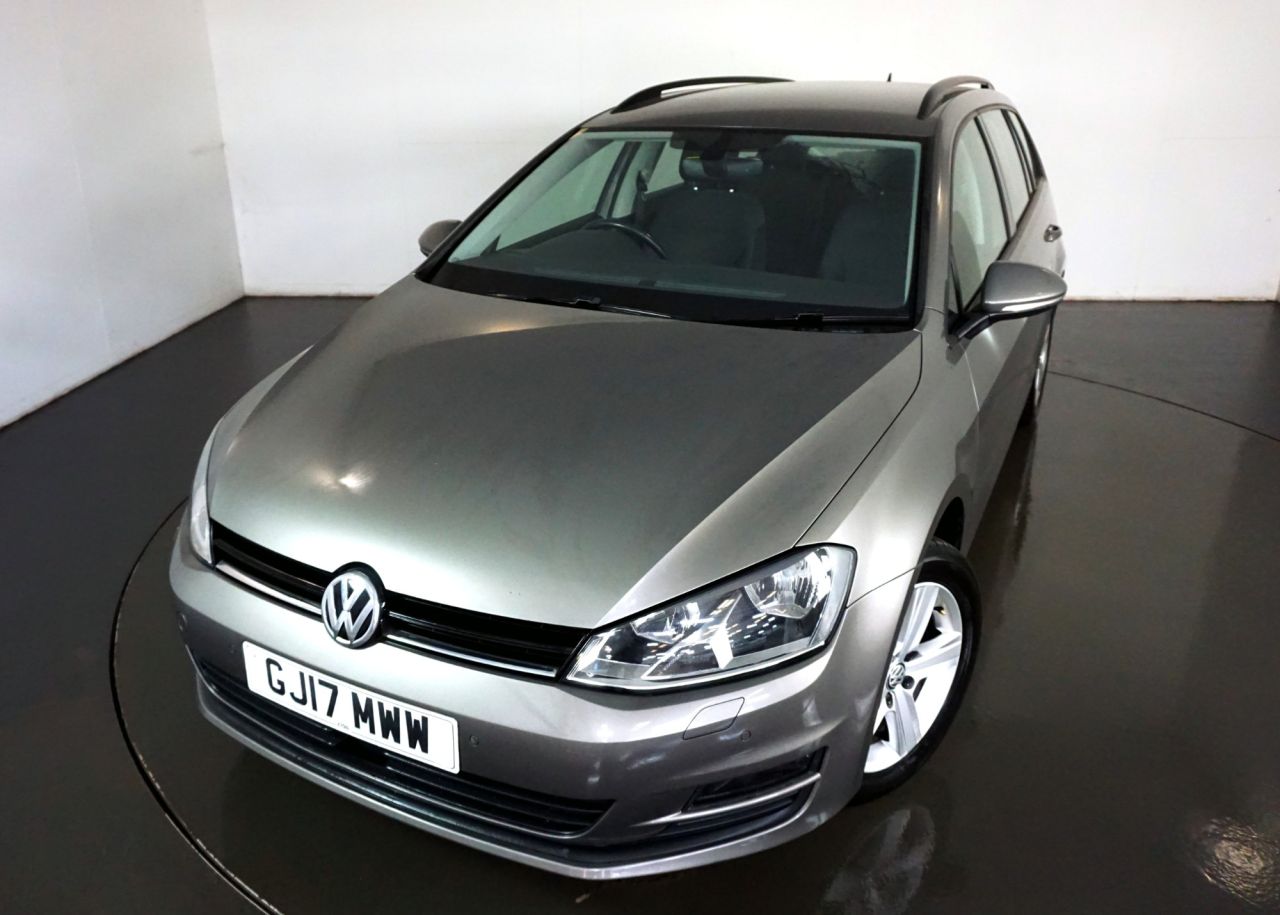 Main listing image - Volkswagen Golf Estate