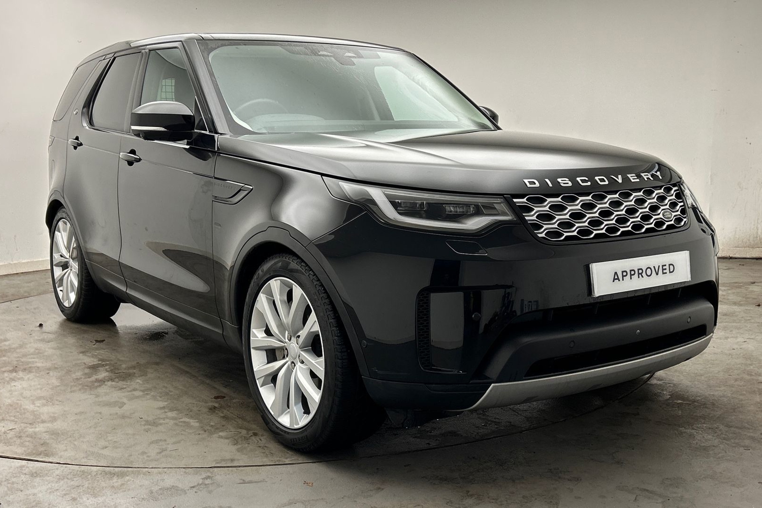 Main listing image - Land Rover Discovery