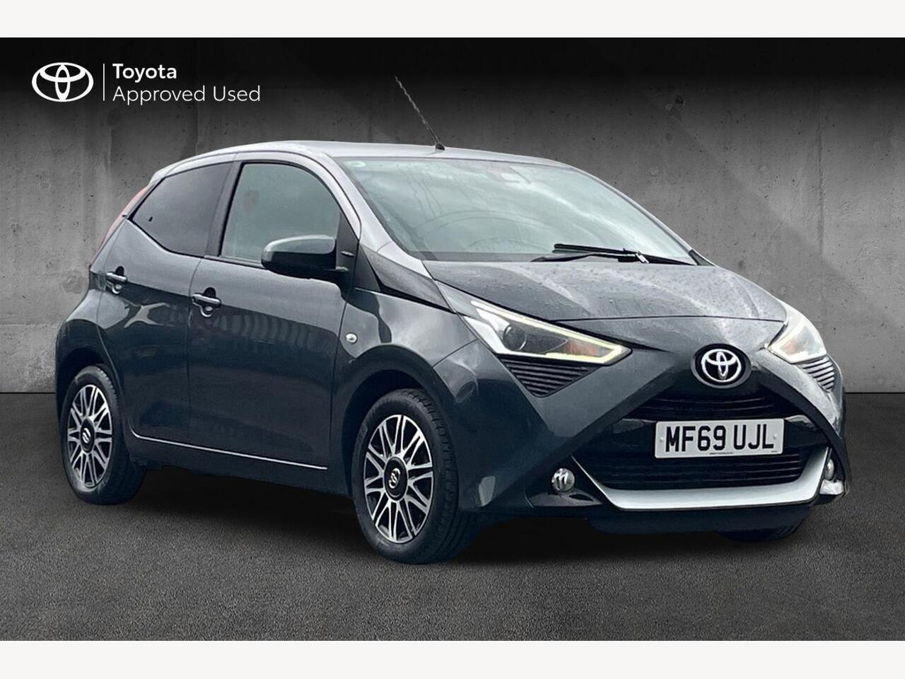 Main listing image - Toyota Aygo