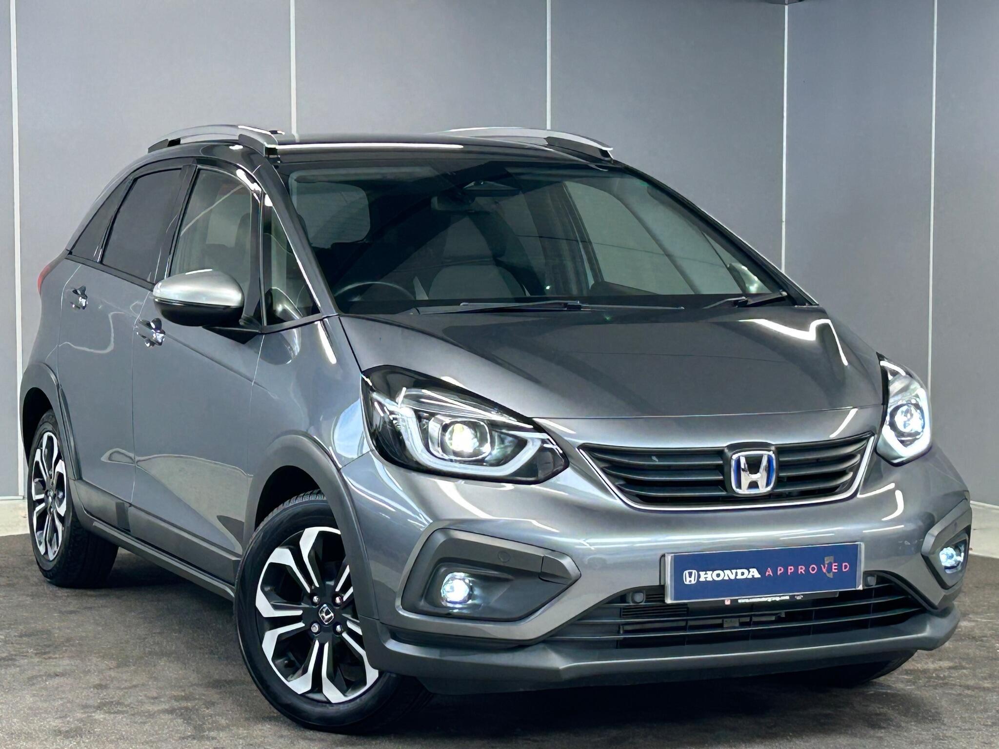 Main listing image - Honda Jazz Crosstar