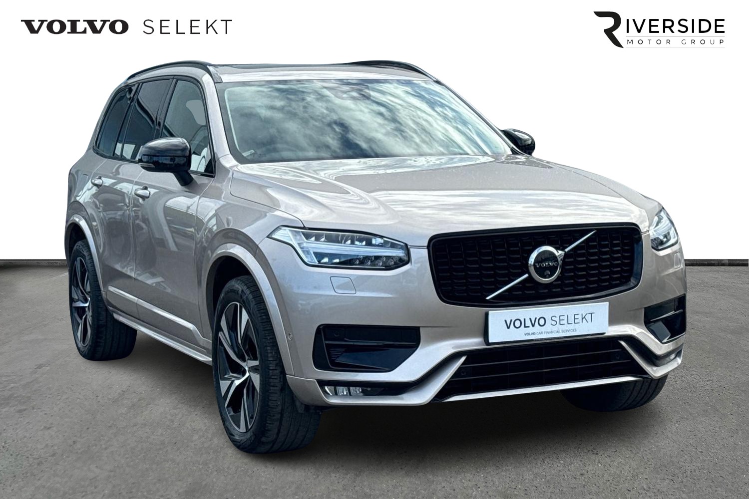 Main listing image - Volvo XC90