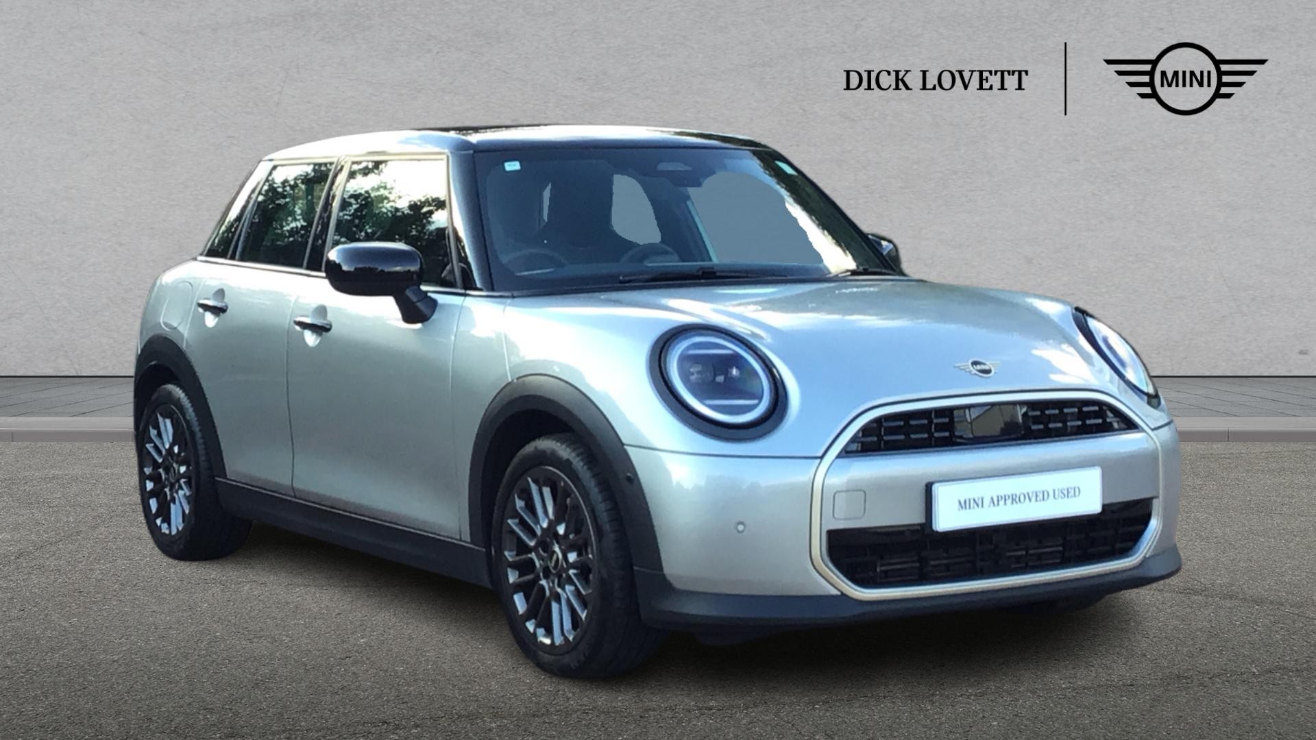 Main listing image - MINI Cooper