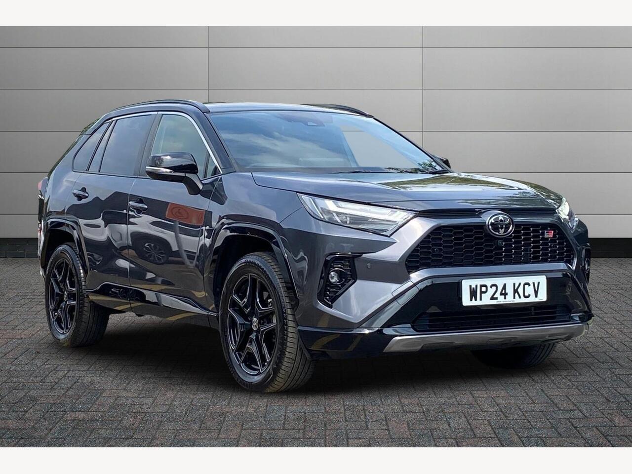 Main listing image - Toyota RAV4