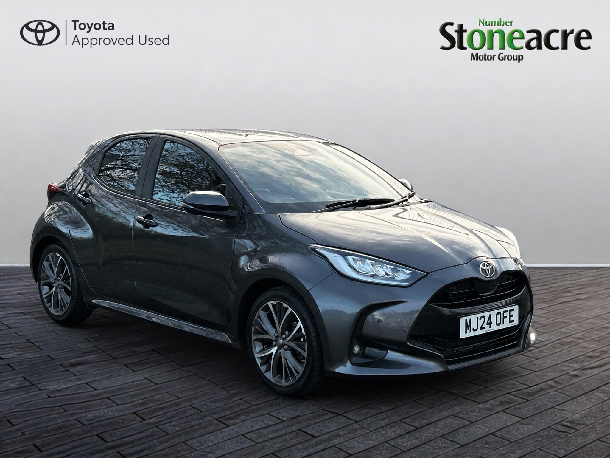 Main listing image - Toyota Yaris