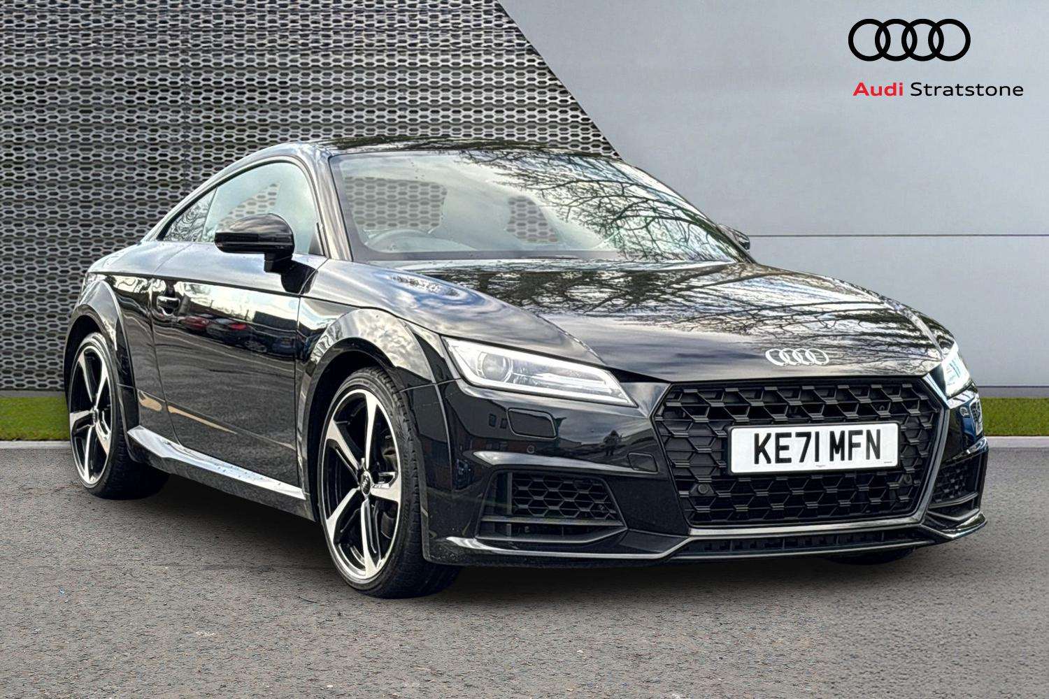 Main listing image - Audi TT