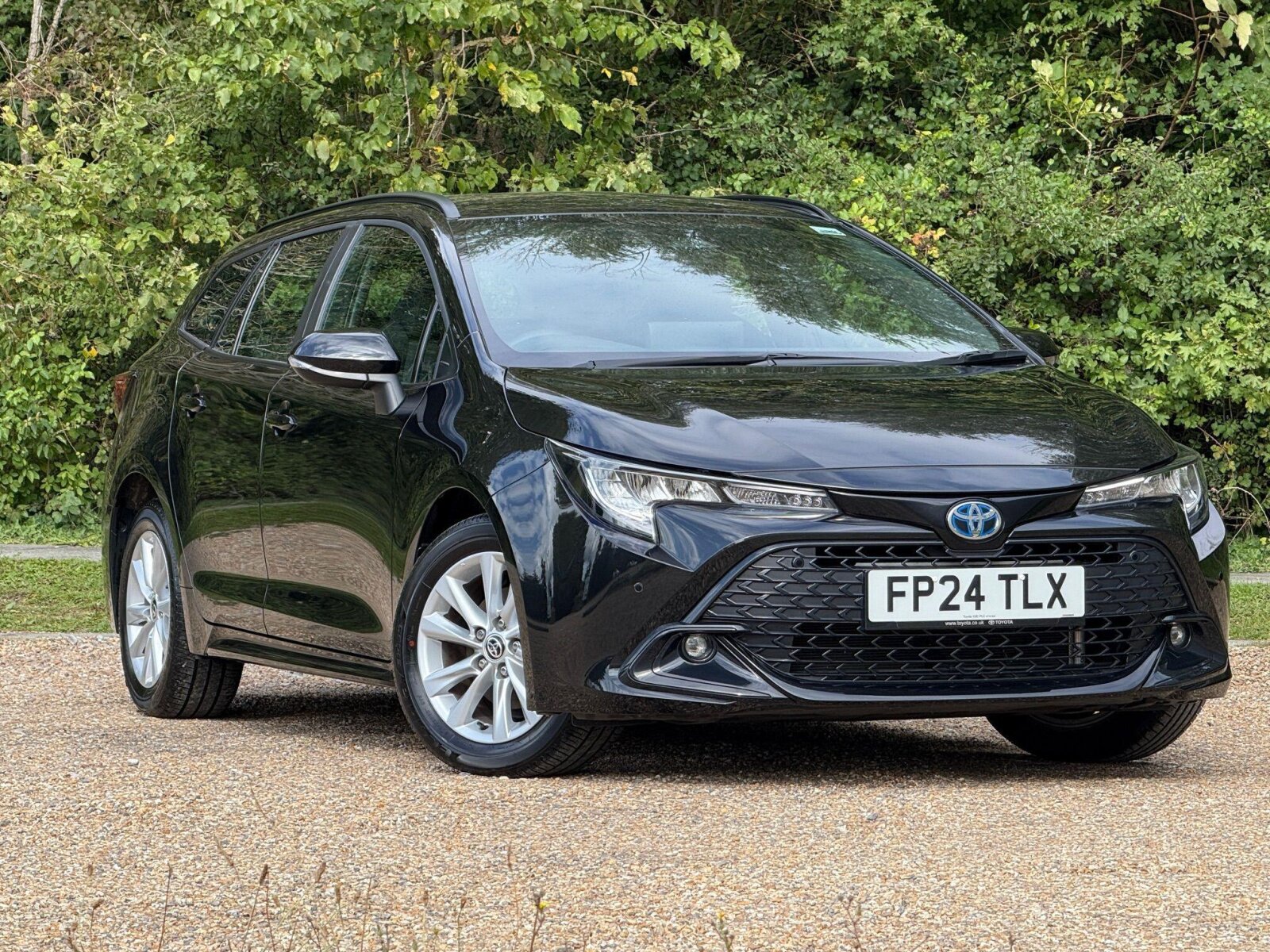 Main listing image - Toyota Corolla Touring Sport