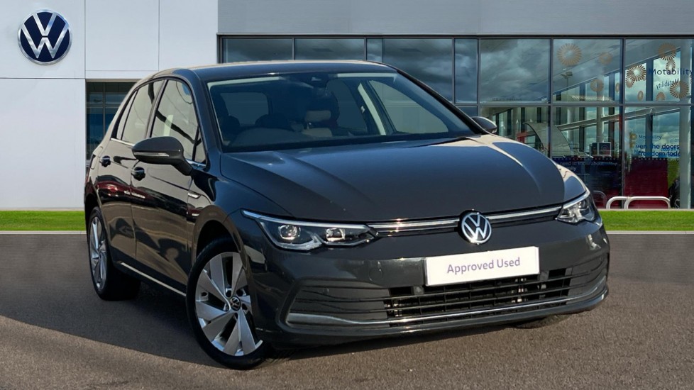 Main listing image - Volkswagen Golf