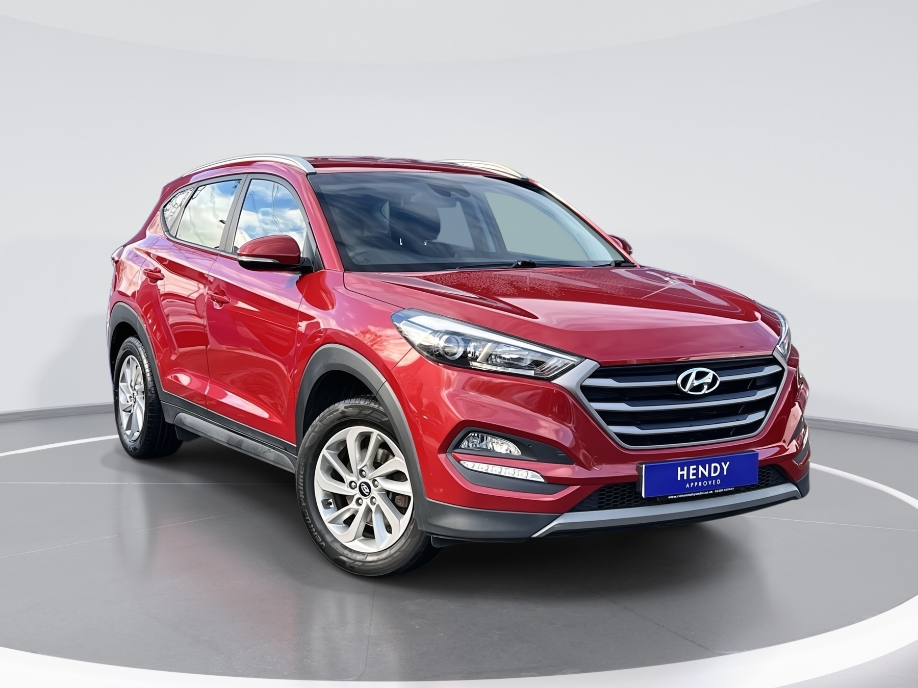 Main listing image - Hyundai Tucson