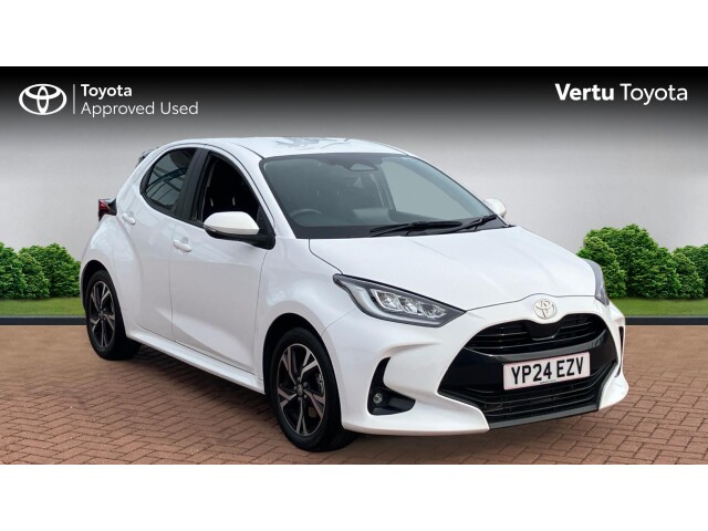 Main listing image - Toyota Yaris