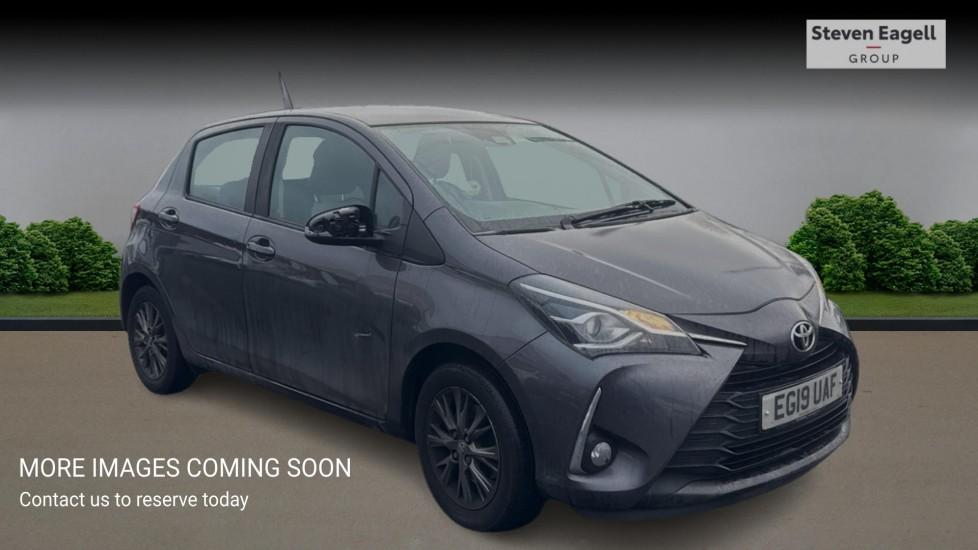 Main listing image - Toyota Yaris