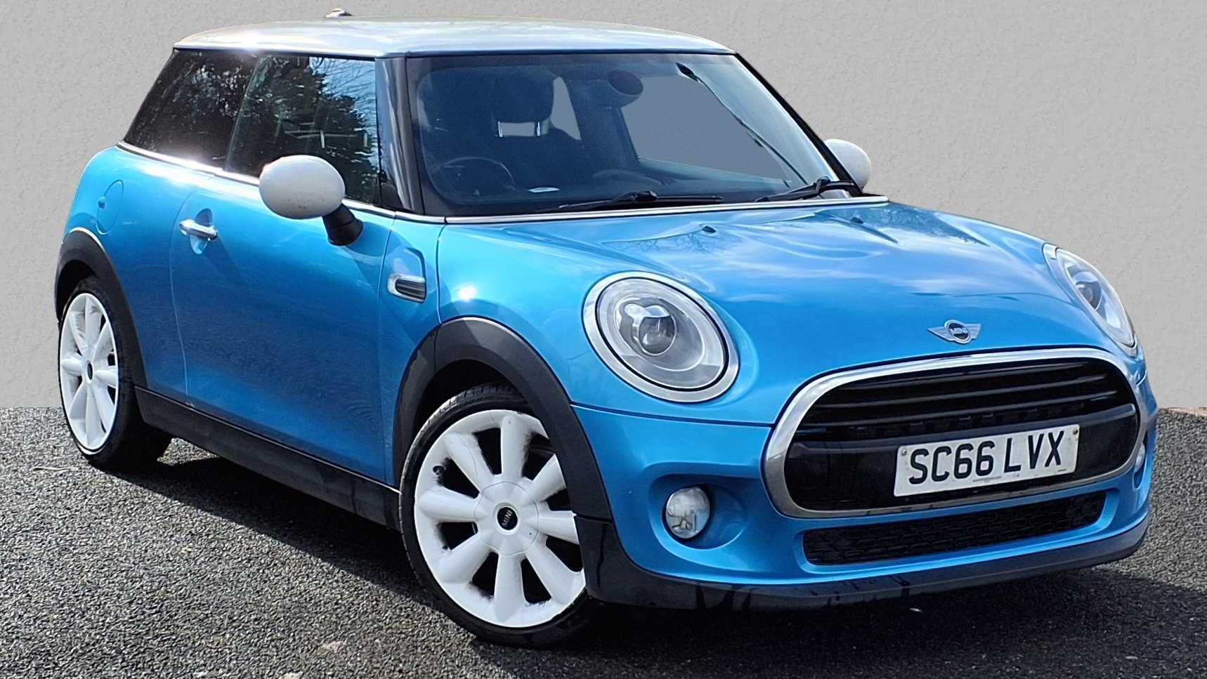 Main listing image - MINI Hatchback