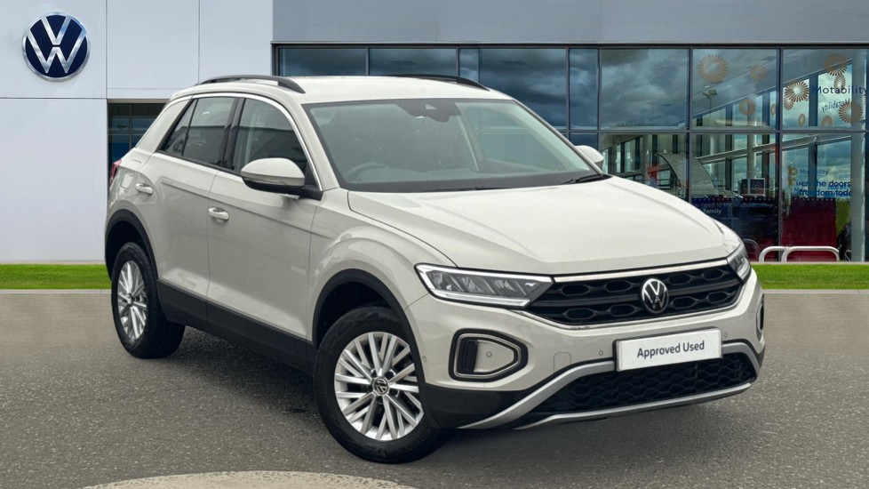 Main listing image - Volkswagen T-Roc