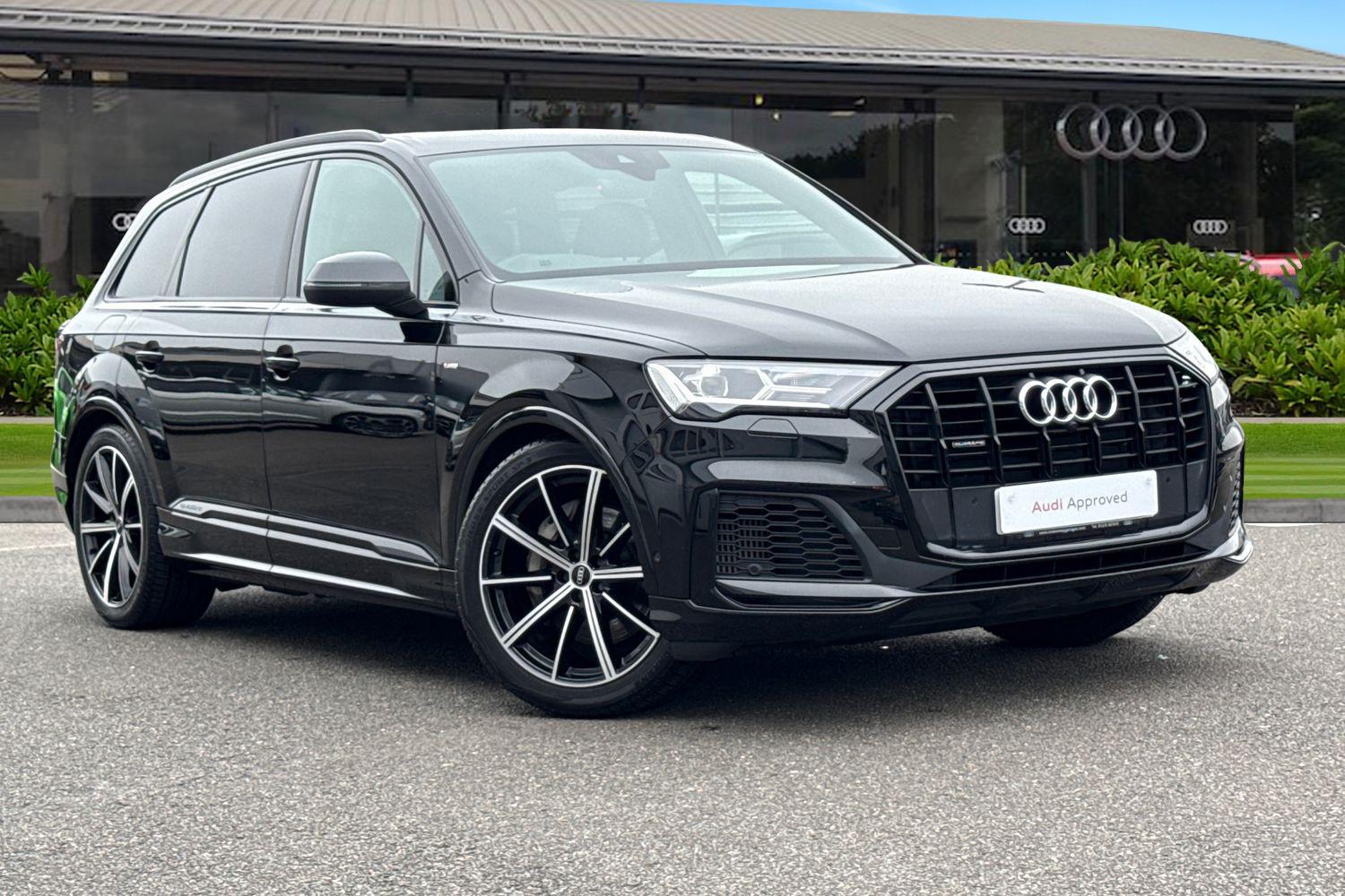 Main listing image - Audi Q7