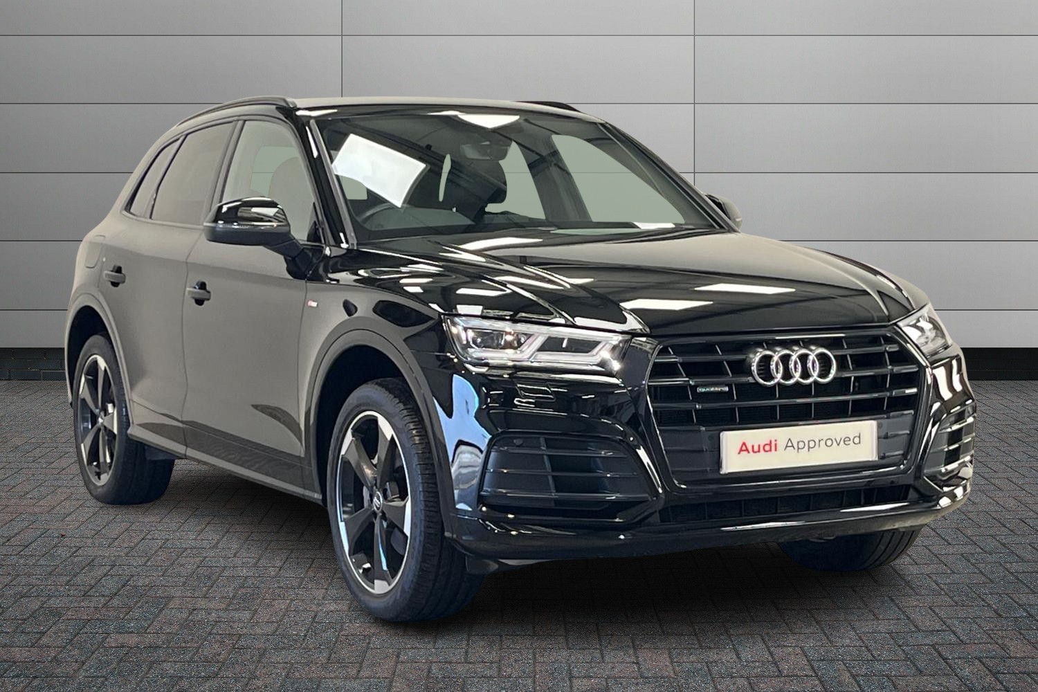 Main listing image - Audi Q5