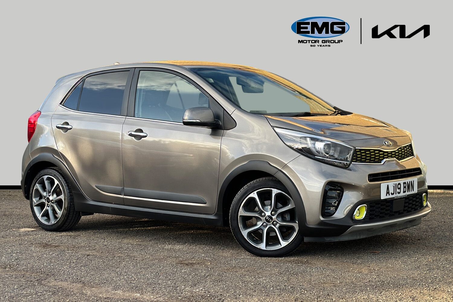 Main listing image - Kia Picanto