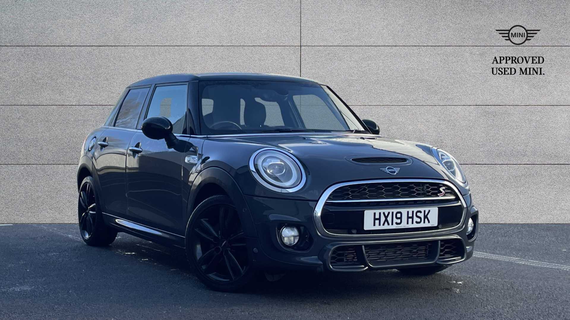 Main listing image - MINI Hatchback 5dr