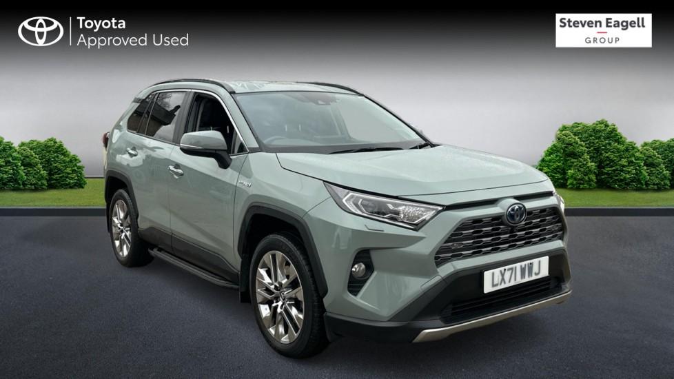 Main listing image - Toyota RAV4