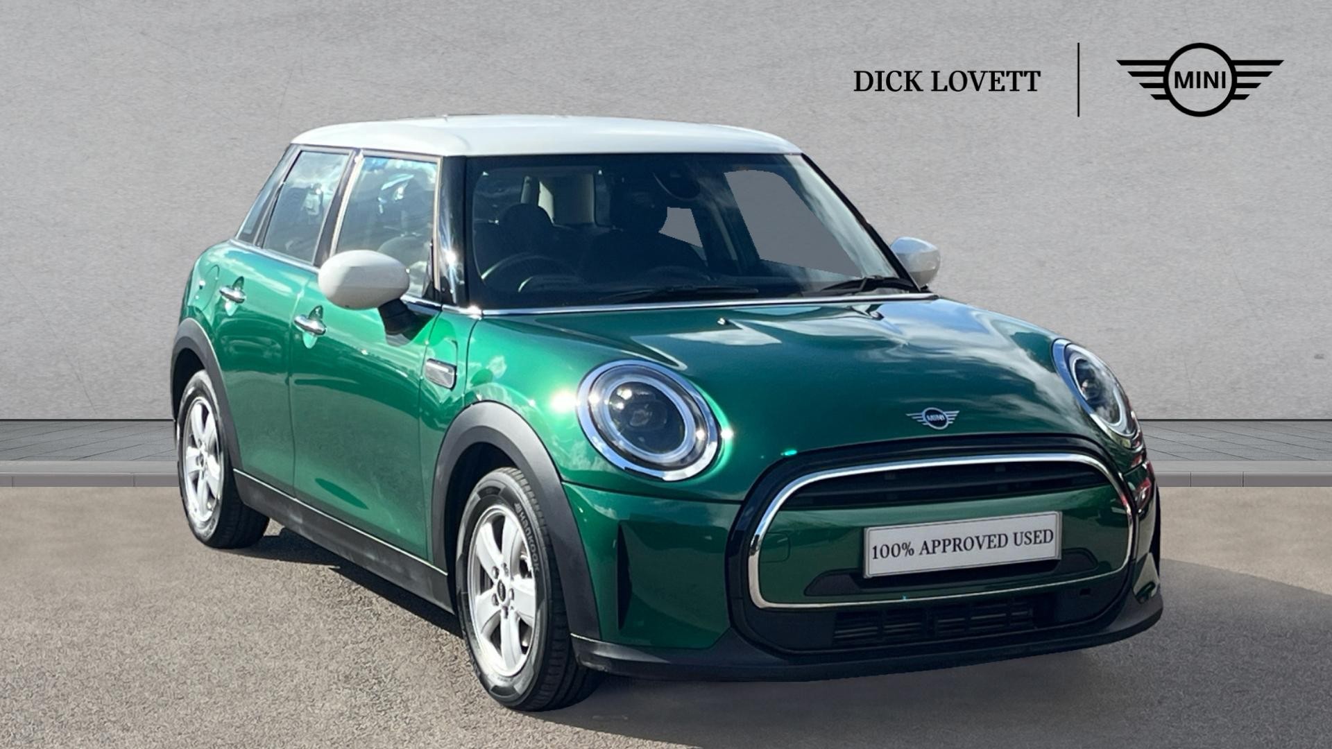 Main listing image - MINI Hatchback 5dr