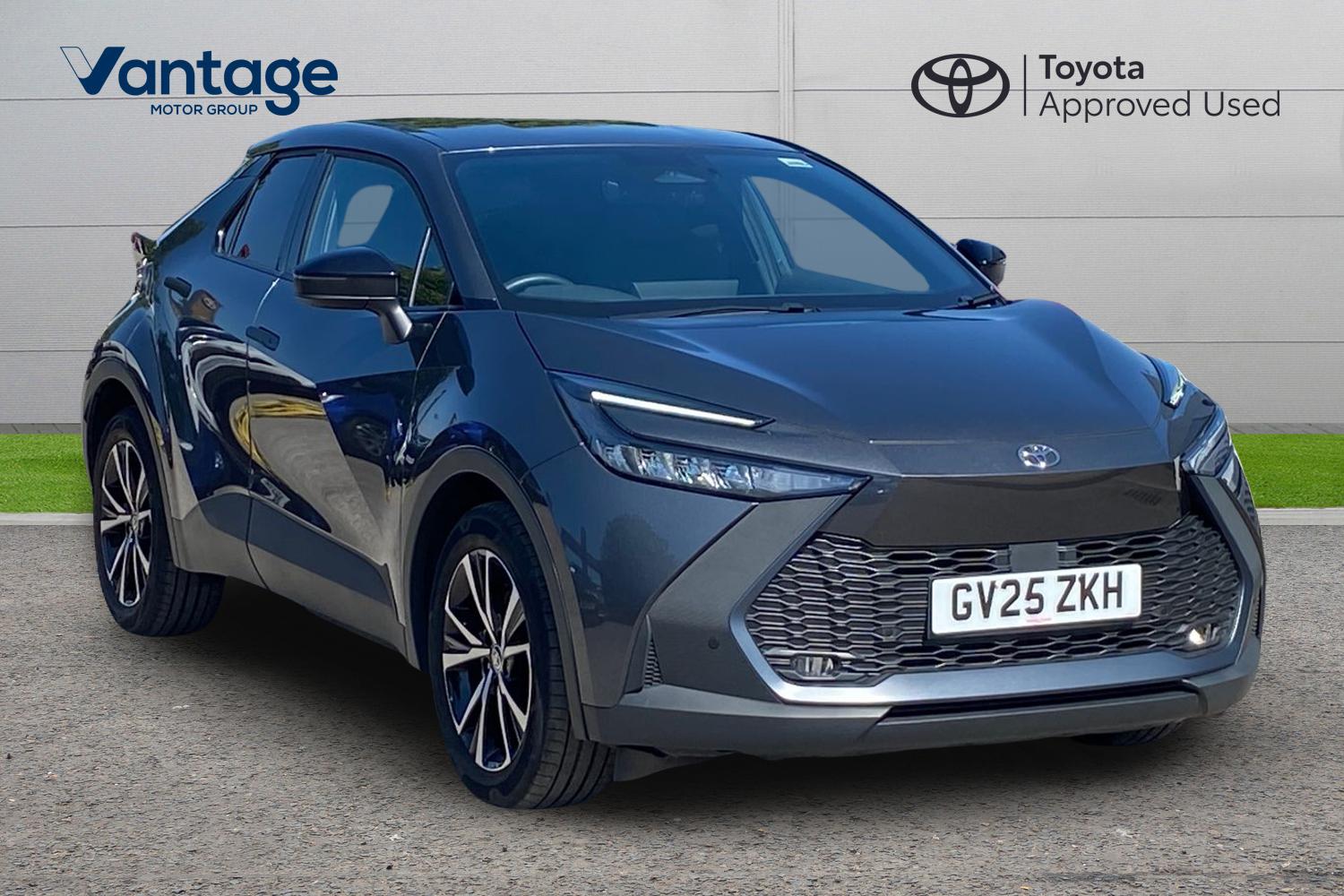 Main listing image - Toyota C-HR