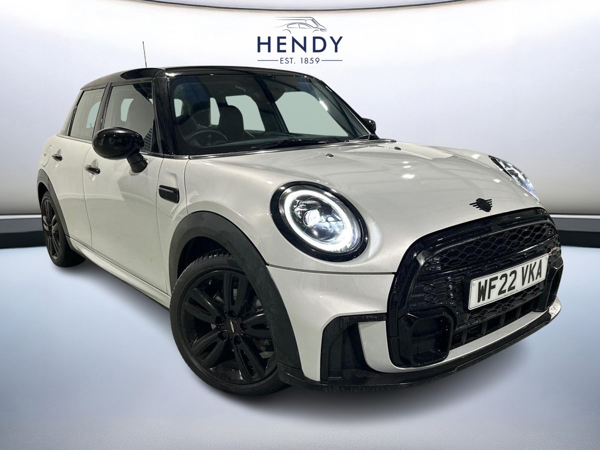 Main listing image - MINI Hatchback 5dr