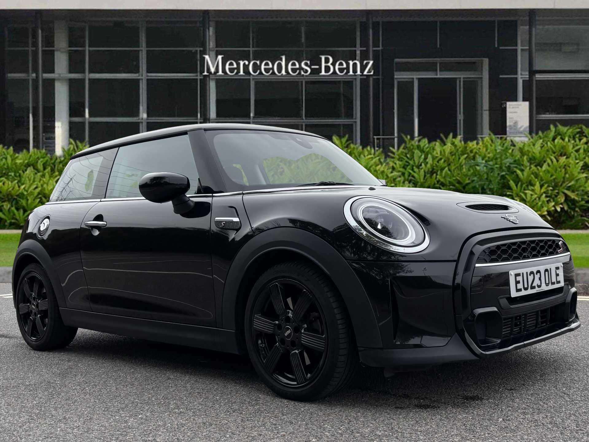 Main listing image - MINI Hatchback