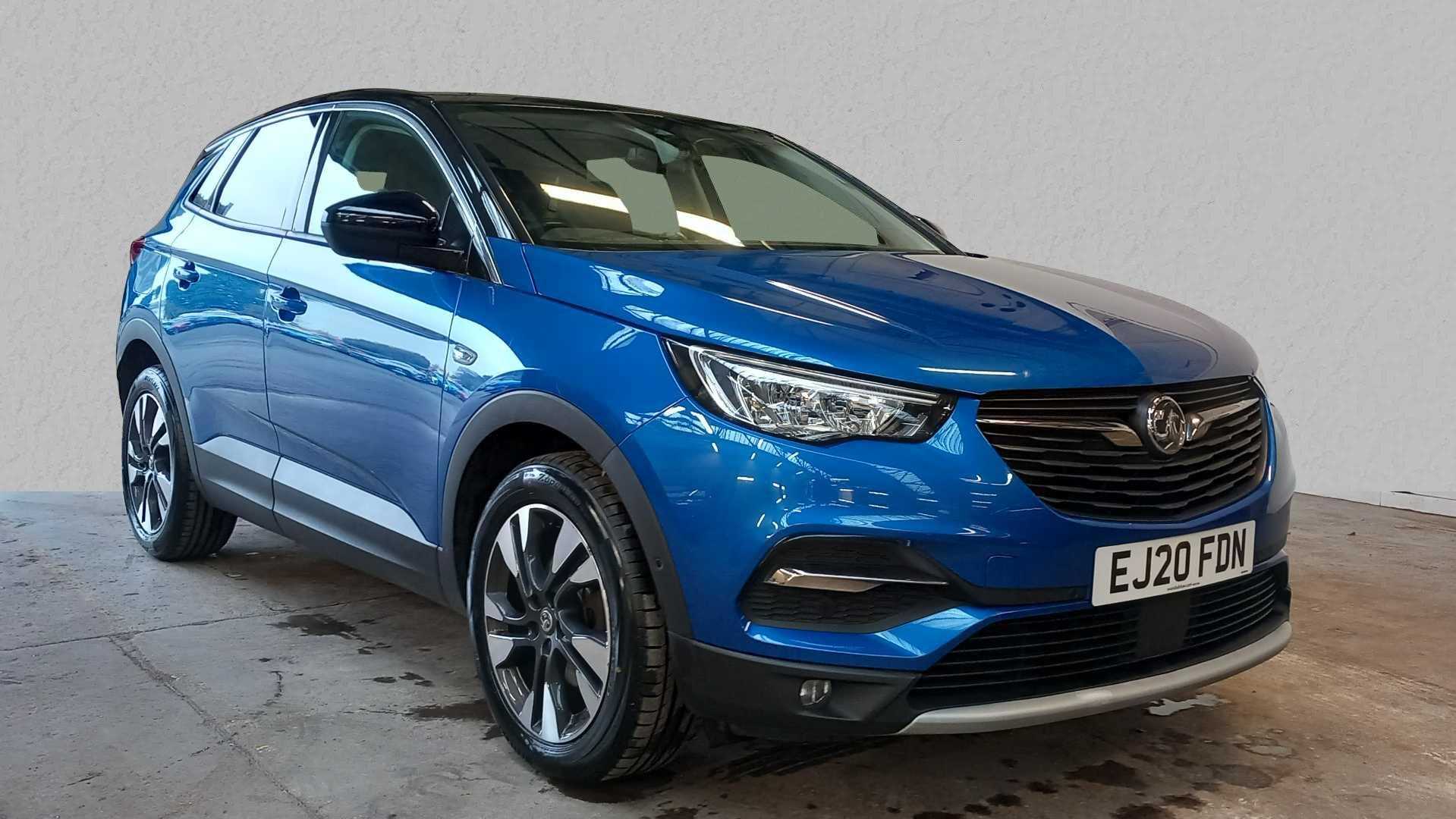 Main listing image - Vauxhall Grandland X