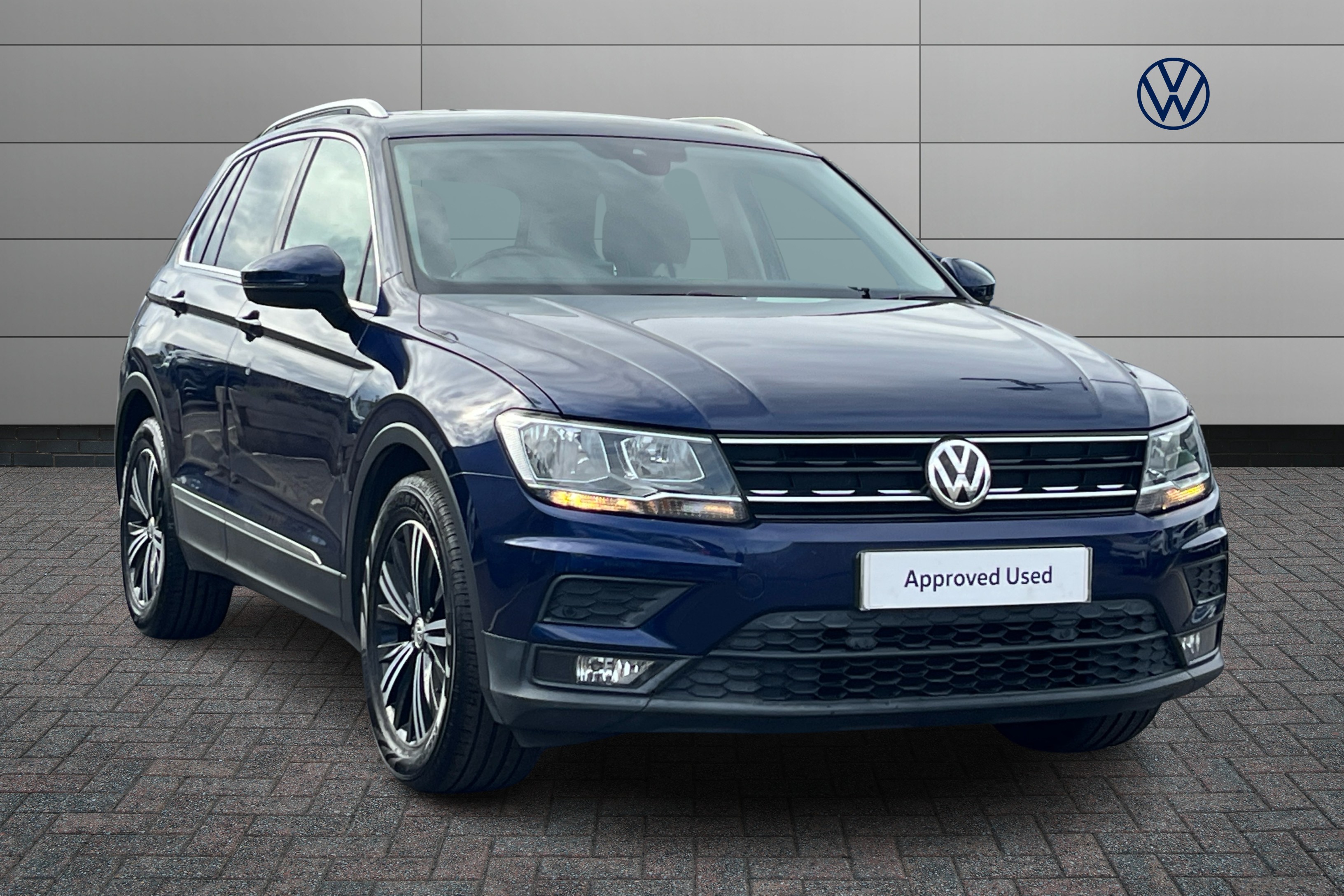 Main listing image - Volkswagen Tiguan