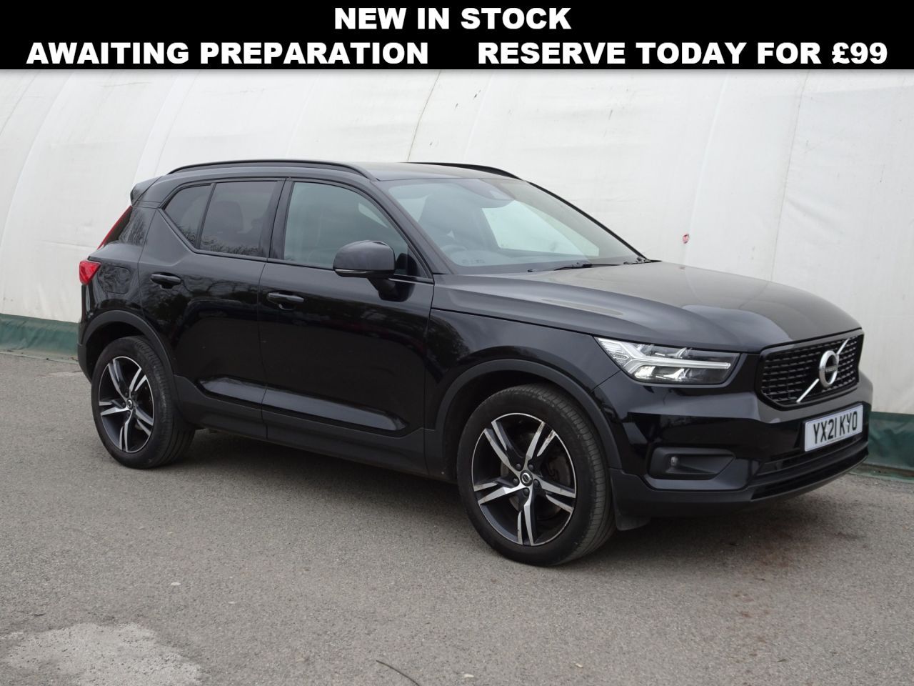 Main listing image - Volvo XC40 Recharge