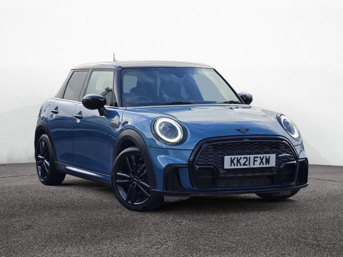 Main listing image - MINI Hatchback