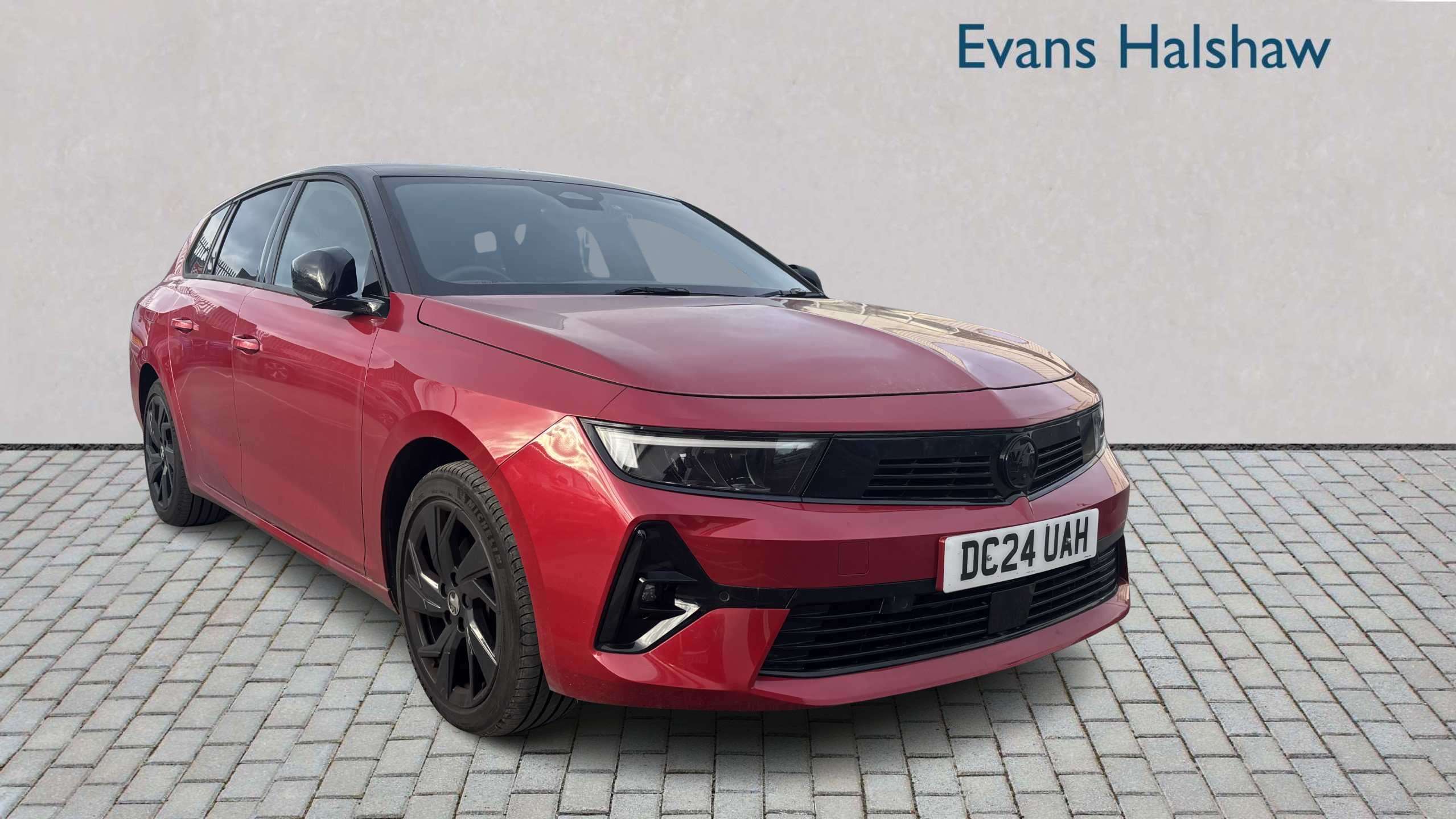 Main listing image - Vauxhall Astra Sports Tourer