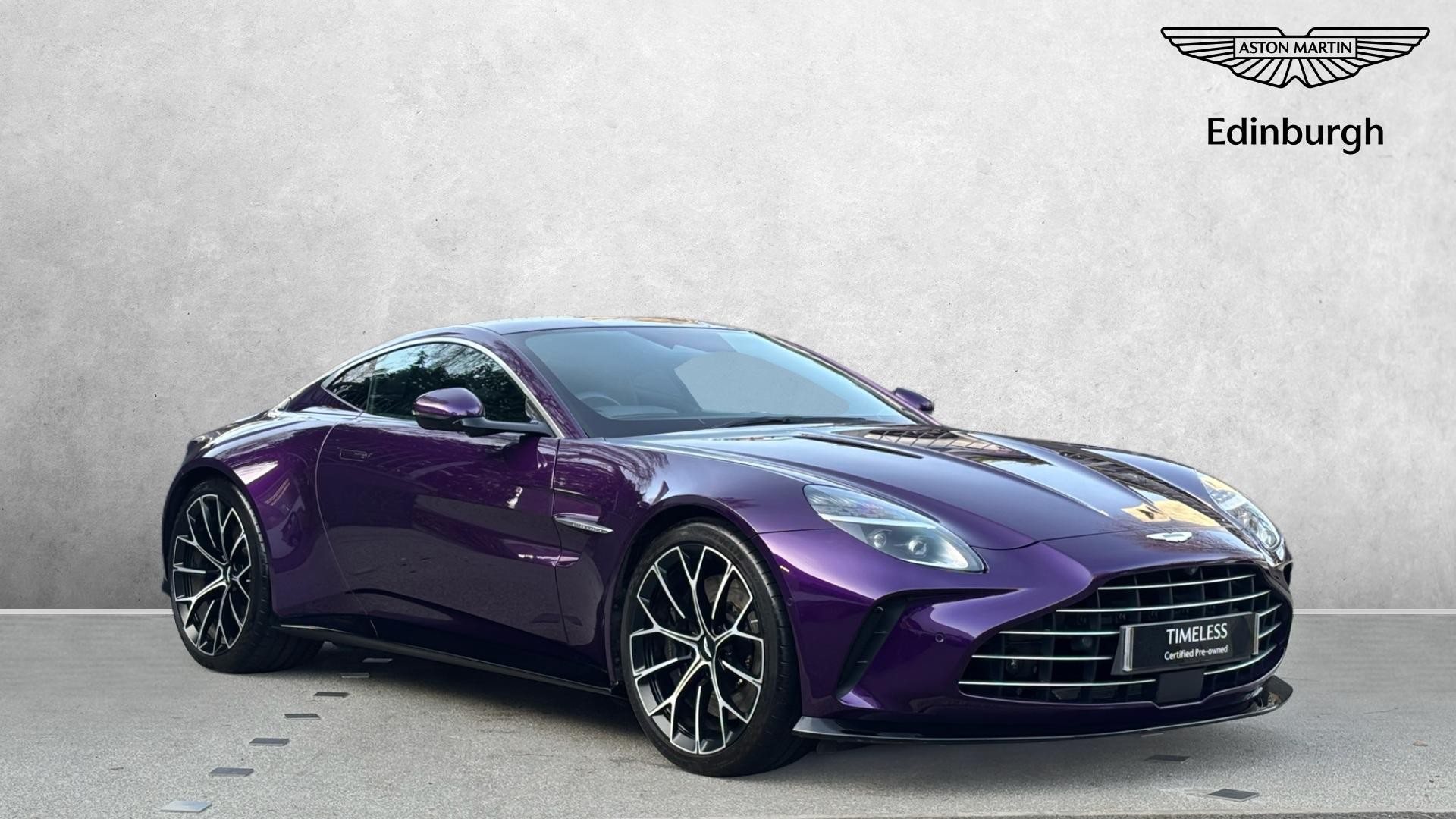 Main listing image - Aston Martin Vantage
