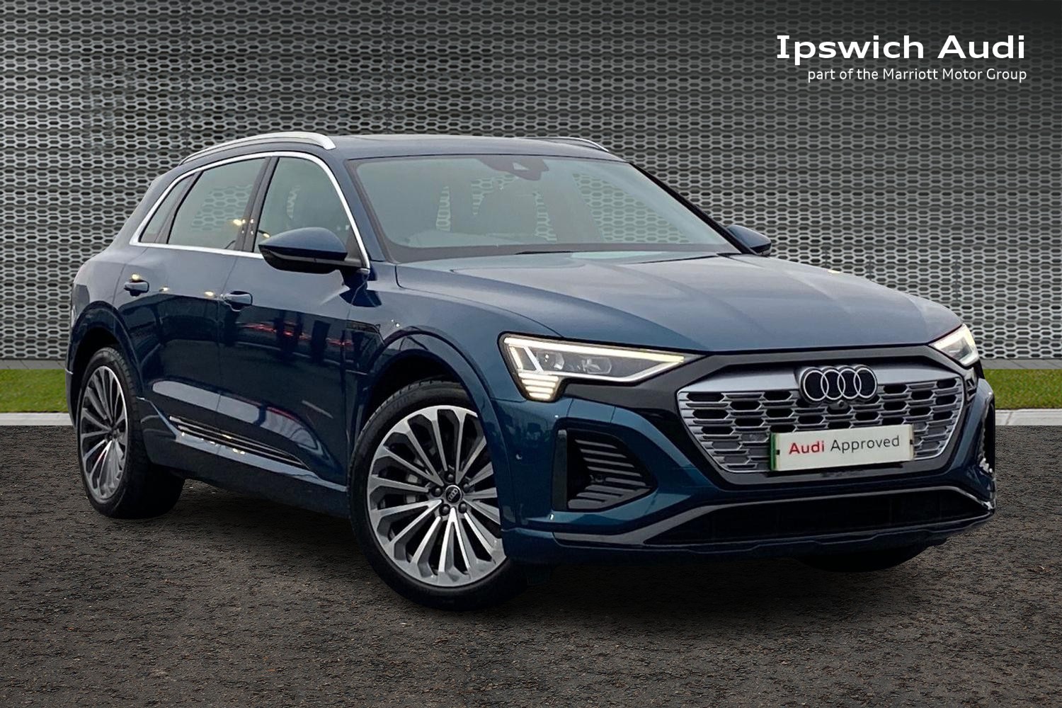 Main listing image - Audi Q8 e-tron