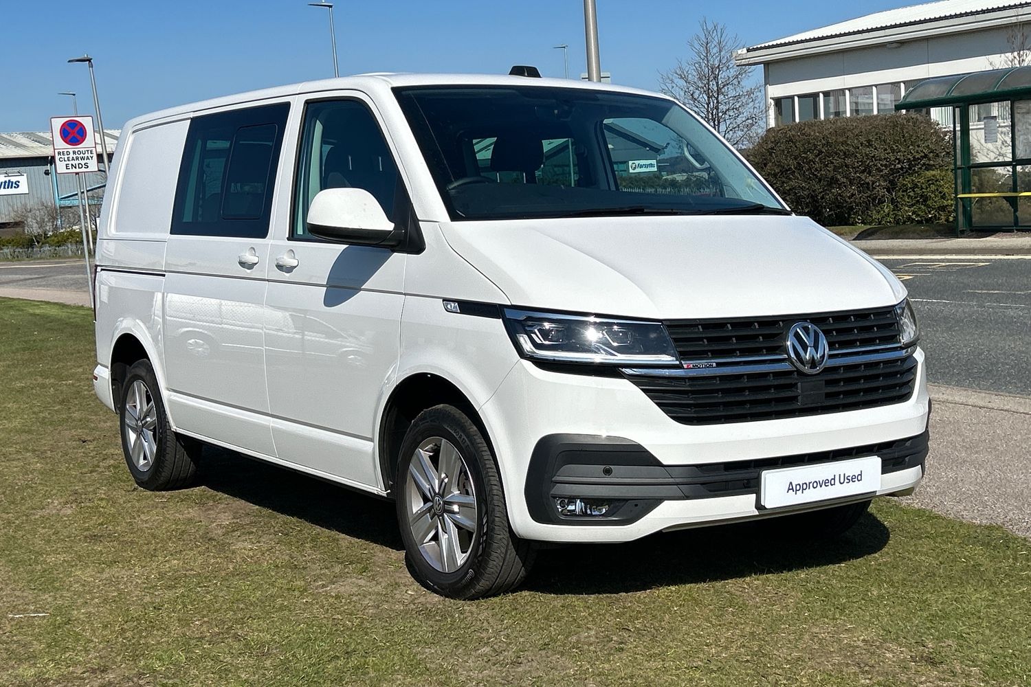 Main listing image - Volkswagen Transporter