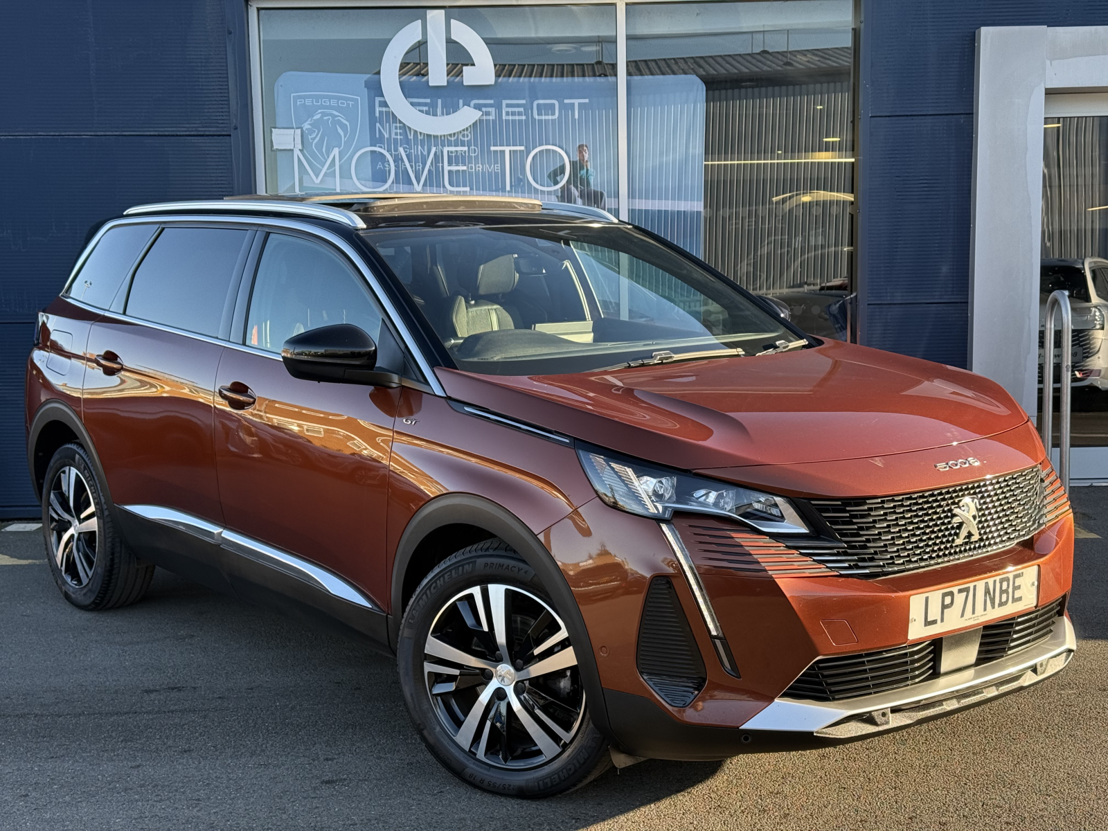 Main listing image - Peugeot 5008