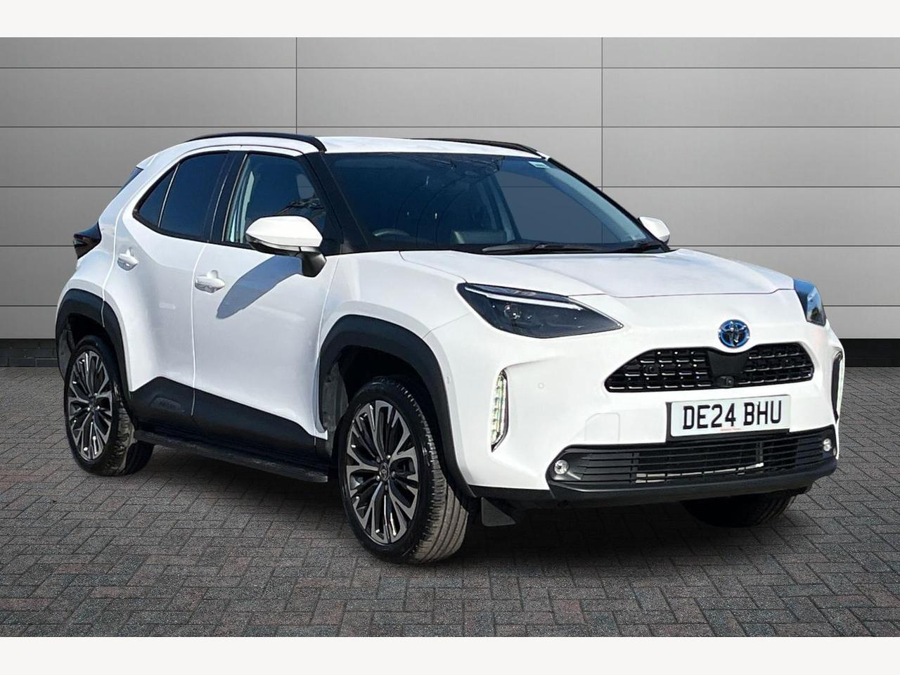 Main listing image - Toyota Yaris Cross