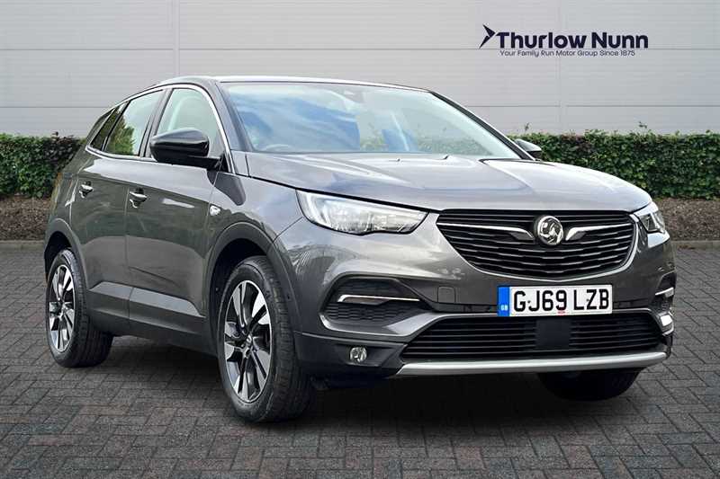 Main listing image - Vauxhall Grandland X