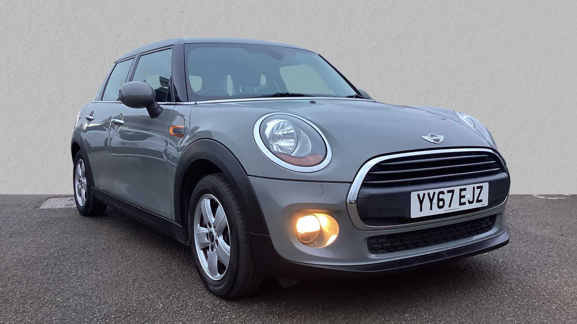 Main listing image - MINI Hatchback 5dr