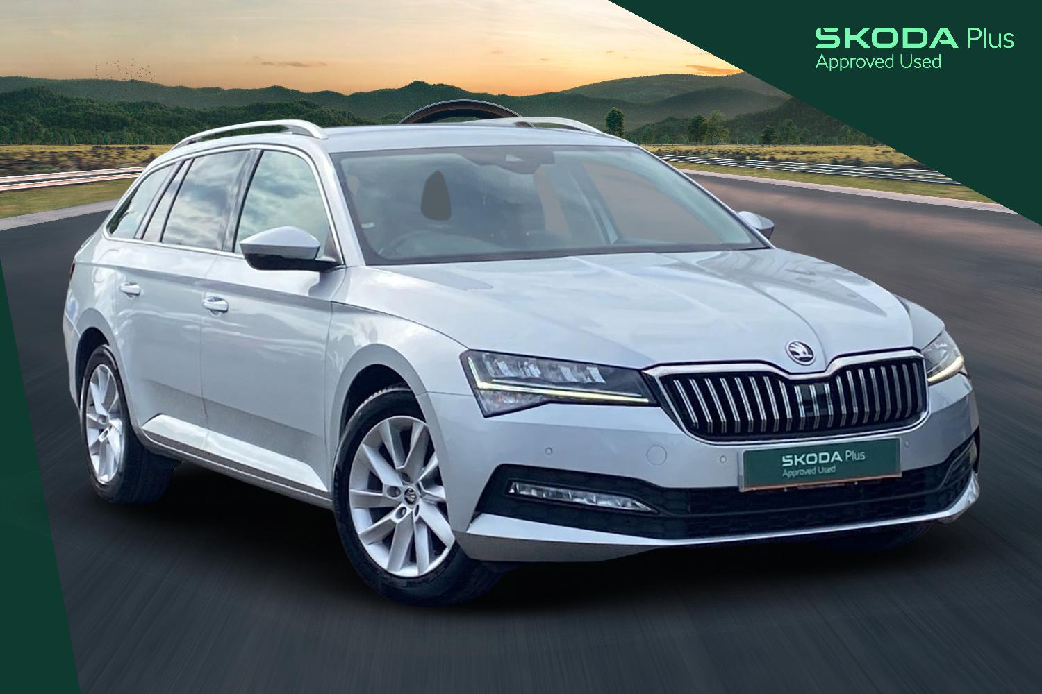 Main listing image - Skoda Superb Estate