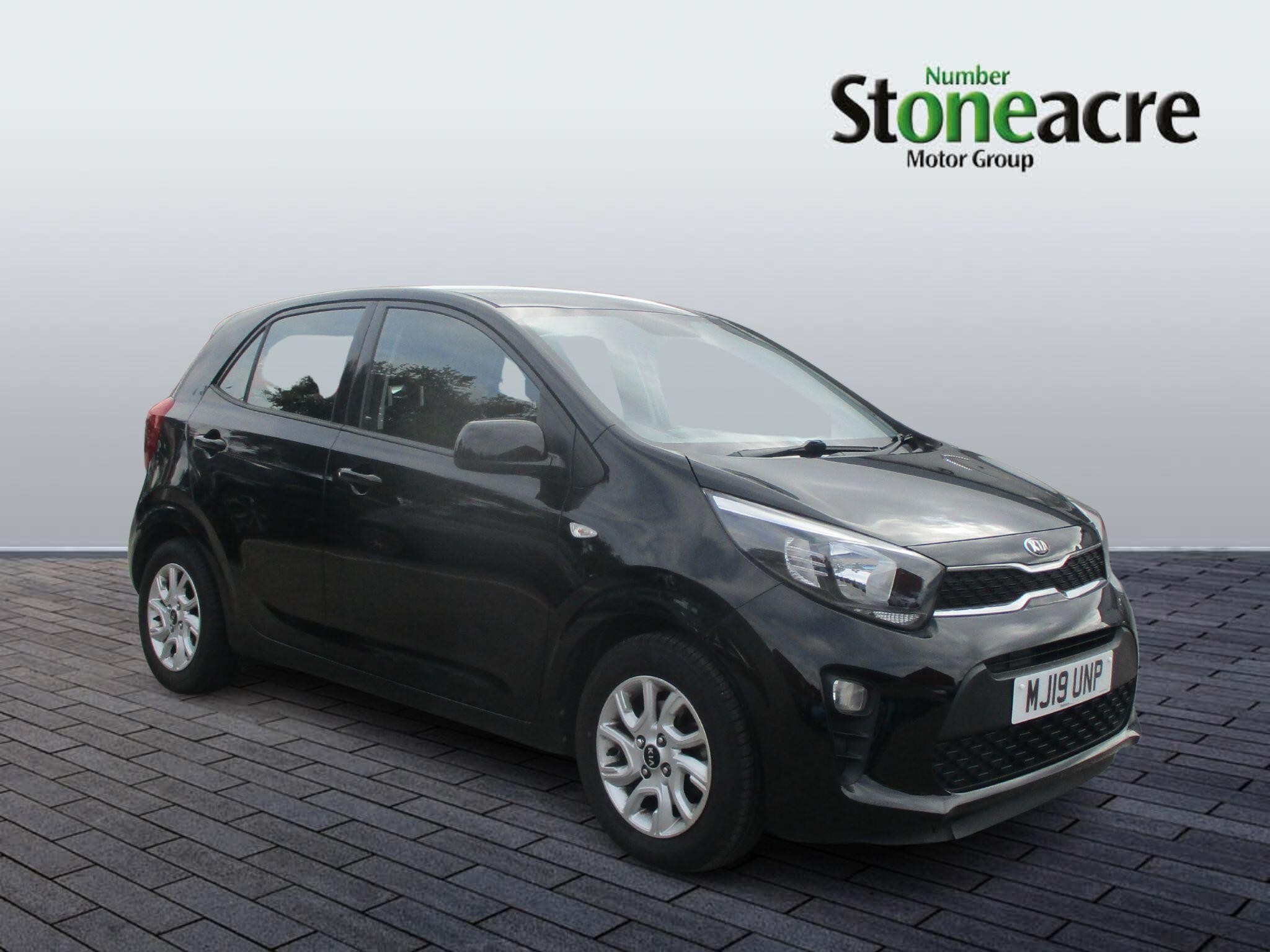 Main listing image - Kia Picanto