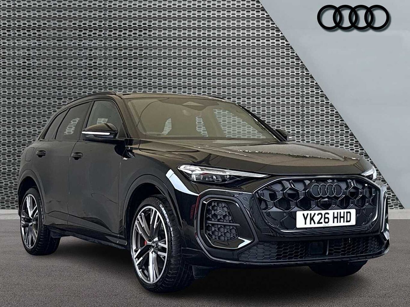Main listing image - Audi Q5