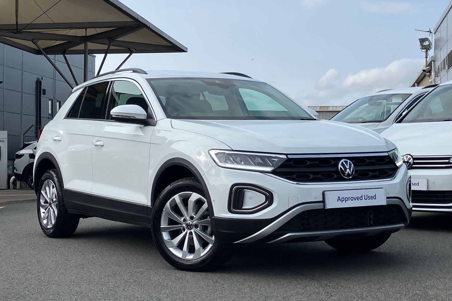 Main listing image - Volkswagen T-Roc