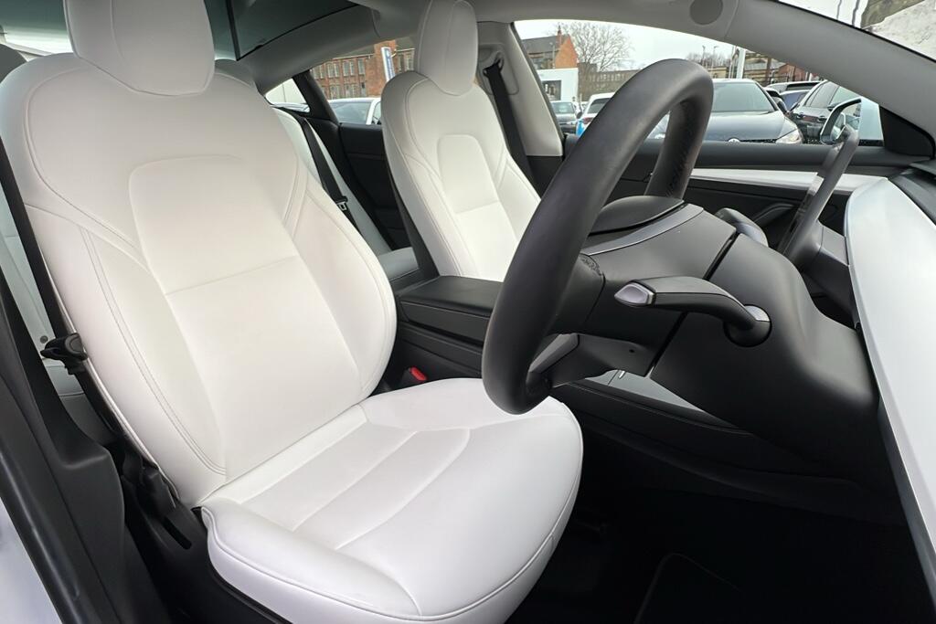 Main listing image - Tesla Model 3