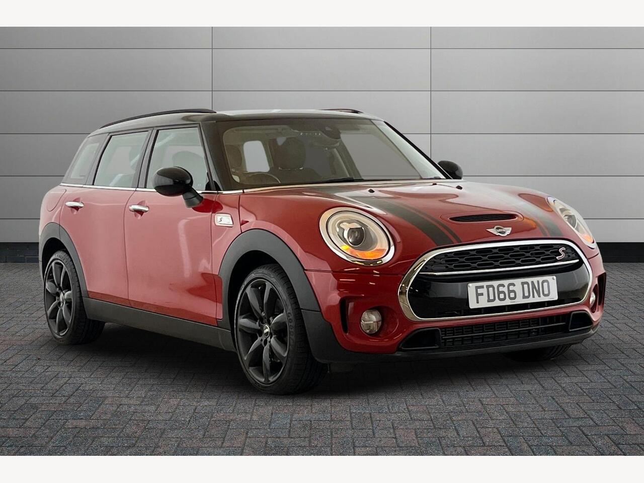 Main listing image - MINI Clubman
