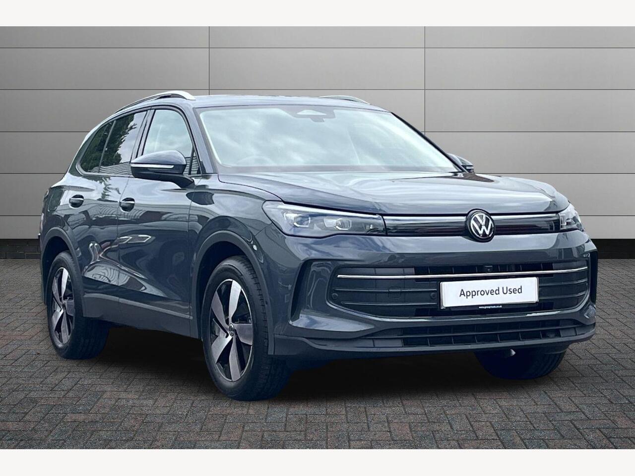 Main listing image - Volkswagen Tiguan