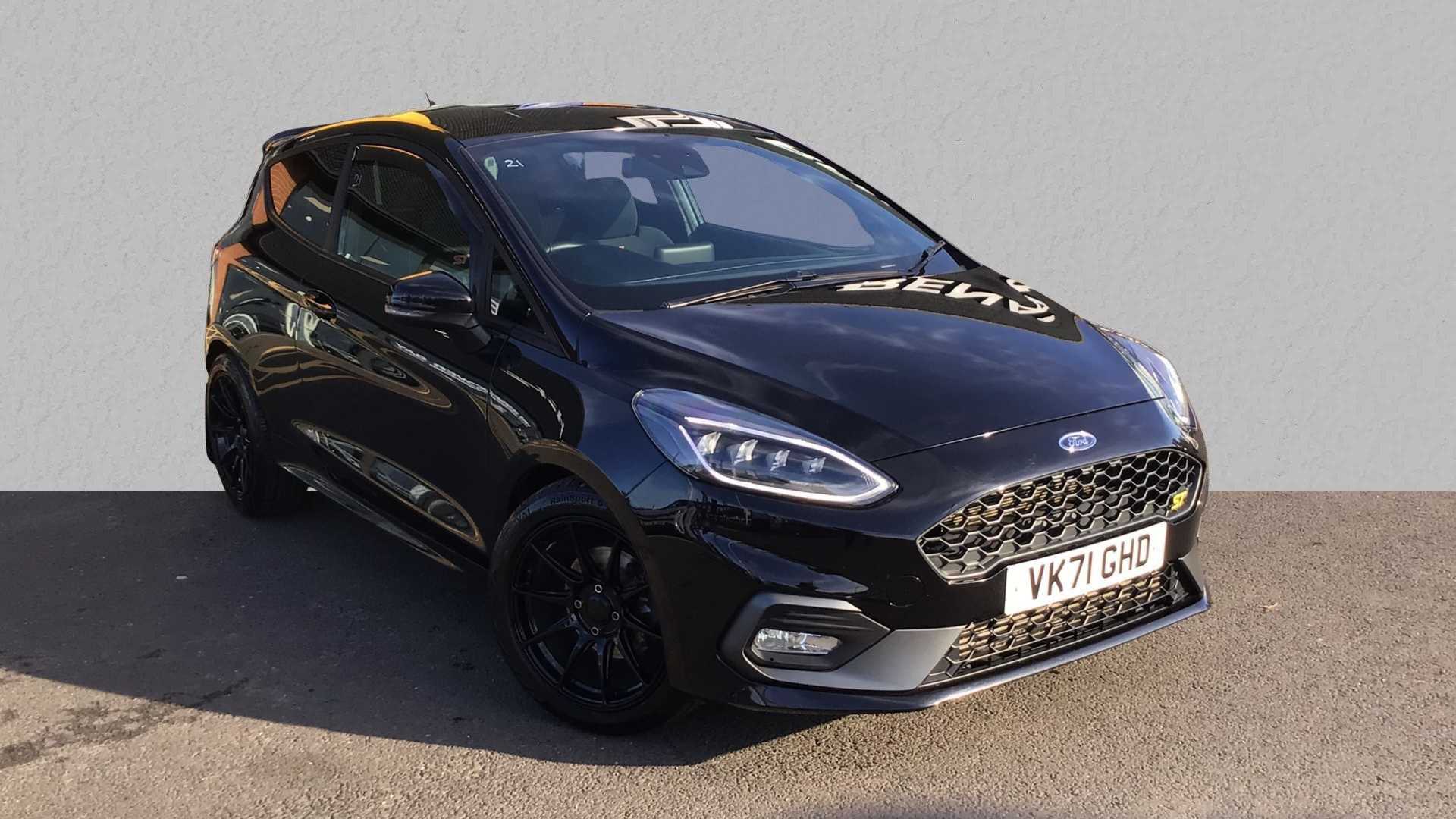 Main listing image - Ford Fiesta ST